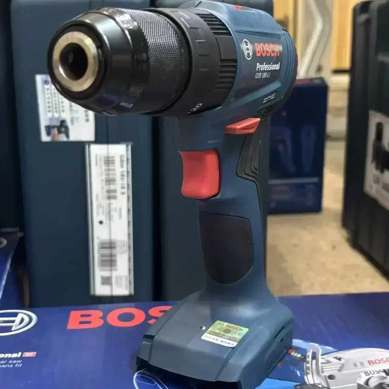Brushless Cordless Electric Drill 18V - สว่านกระแทกไร้สายแบบมอเตอร์ไร้แปรงถ่าน Bosch GSB 185-LI 18V 1900RPM